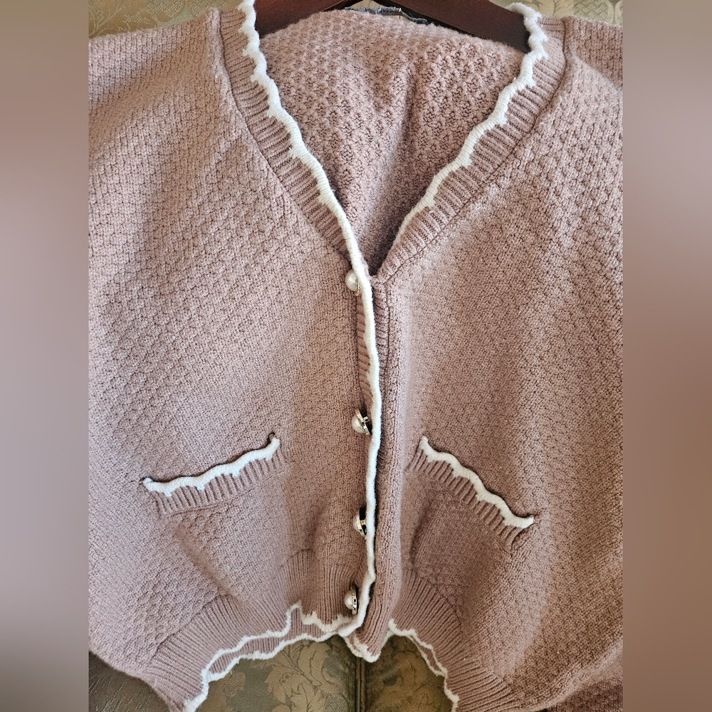 NWOT Adrianna Papell Cream Cardigan with White Trim - Picture 3 of 12